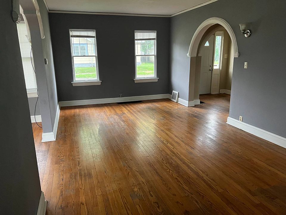 2nd image of 1822 Vassar Ave