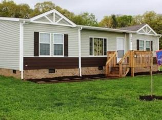 400 Wolfpack Ln, Rocky Mount, VA 24151