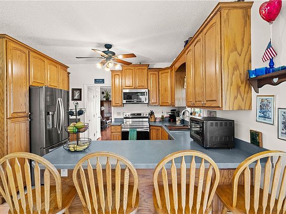 4th image of 69 Marsh Oak Dr