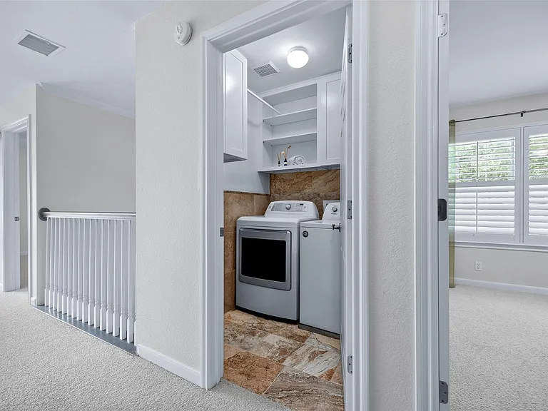 4033 Canyon Glen Cir — Photo 30