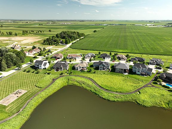 2nd image of 2526 Coyote Dr