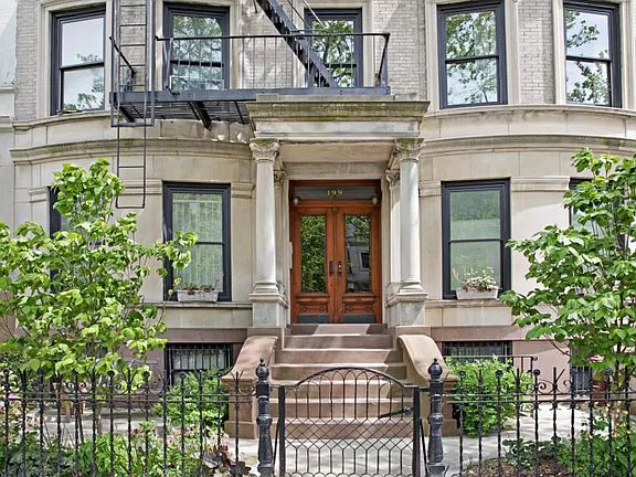 5th image of 199 8th Ave APT B2