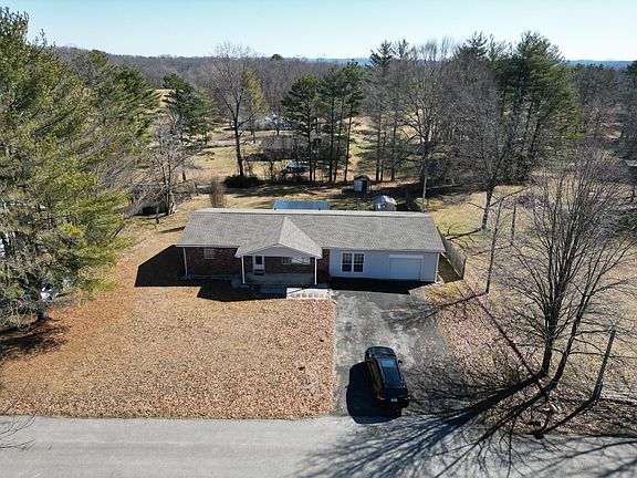 5th image of 120 Hardin Rd