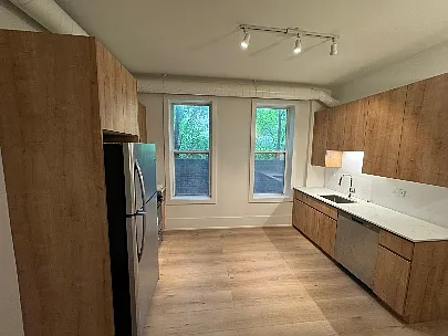 1430 W Ohio St #2F — Photo 8