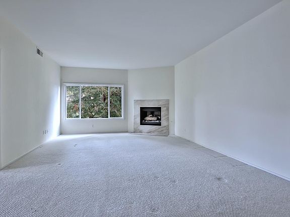 3rd image of 1202 Sharon Park Dr APT 71