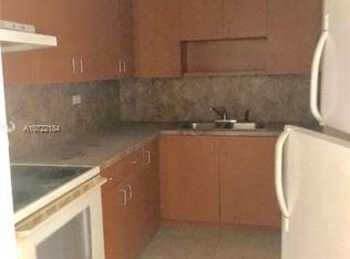 1035 Dunad Ave, Opa Locka, FL 33054