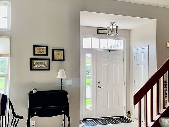 2nd image of 8396 Juniper Dr