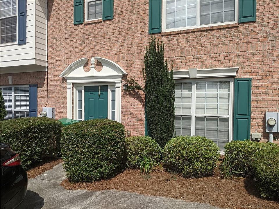 2nd image of 2688 Parkway Trl