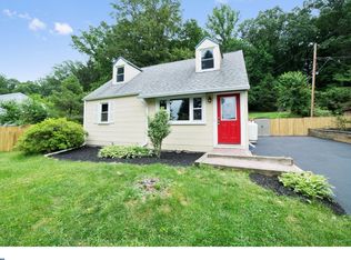 14 Fahnestock Rd, Malvern, PA 19355