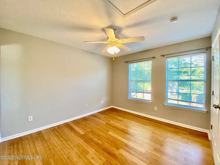 5820 Parkstone Crossing Dr — Photo 15