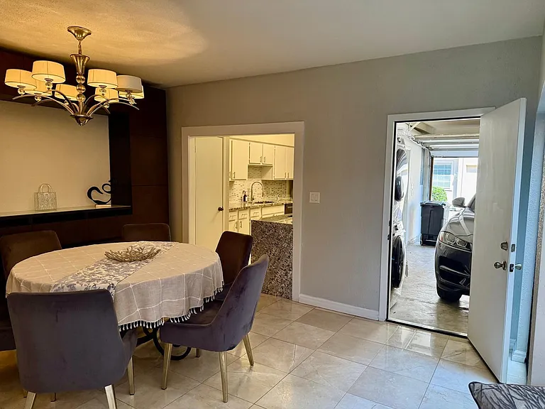 2323 Augusta Dr #30 — Photo 8