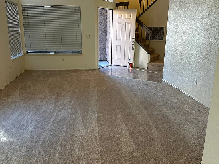Sun Rose Ave — Photo 3