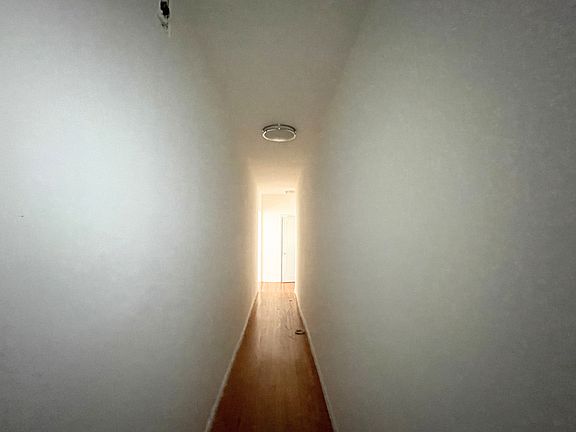 4th image of 815 E 14th St APT 3K