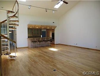 4th image of 4341 N Country Club Ln