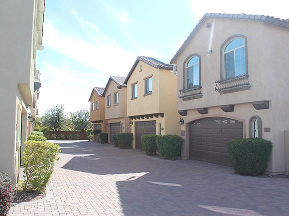 5th image of 2005 E Heartwood Ln