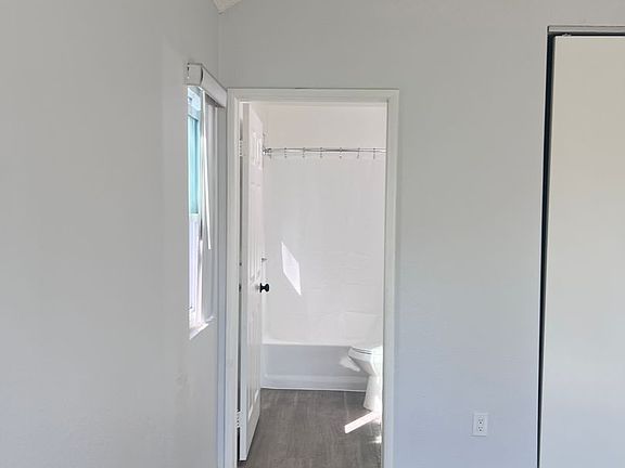 3rd image of 170 S Virgil Ave APT 207