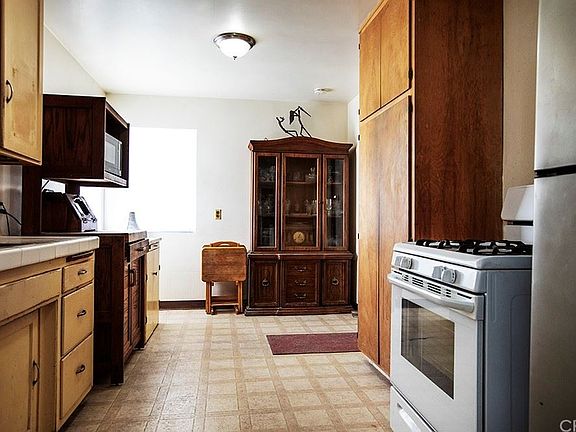 5th image of 3411 W 187th St