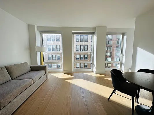 Rented by Oxford Property Group | media 2