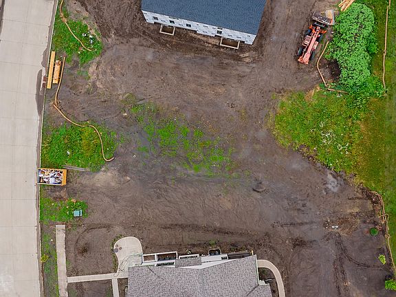 4th image of 3740 N Callison Ave