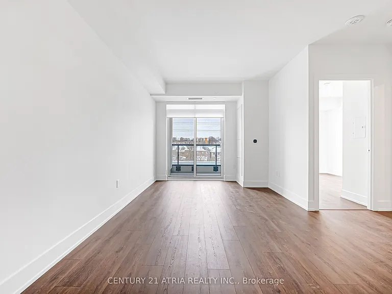 858 Dupont St #311 — Photo 11