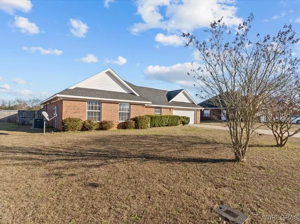 158 Hannah Rd, Daleville, AL 36322