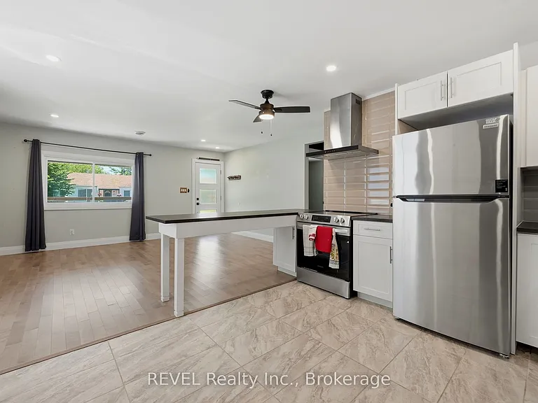 9 McNaughton Rd — Photo 8