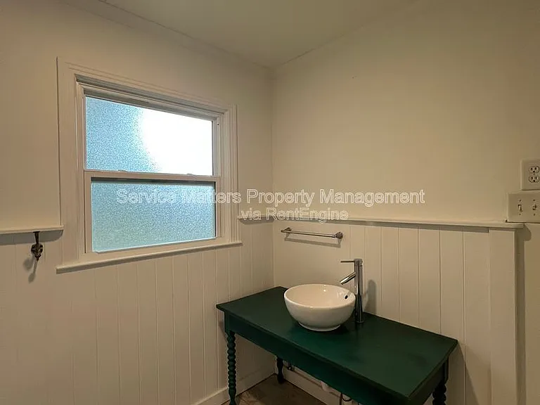 3543 Bayou Blvd — Photo 24