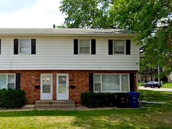 408 30th Ave, Moline, IL 61265