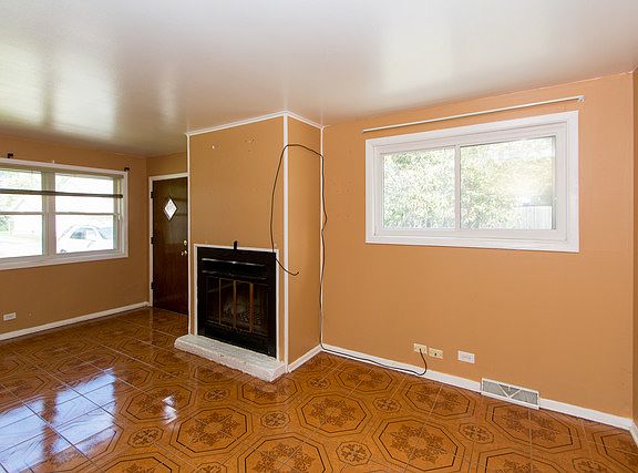 3rd image of 508 E Stimmel St