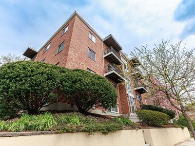 39 Englewood Ave APT 3, Brighton, MA, 02135
