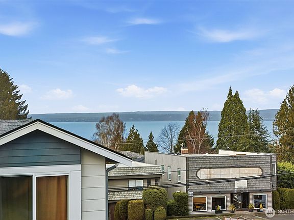 2nd image of 3702 W Mukilteo Boulevard #A