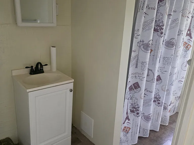 416 N 2nd St #2 — Photo 5