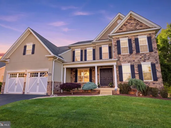 1325 Gabriel Ln, Warminster, PA 18974