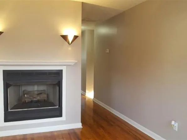 406 Old Buckroe Rd, Hampton, VA 23663