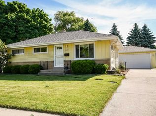 6240 N Joyce Ave, Milwaukee, WI 53225