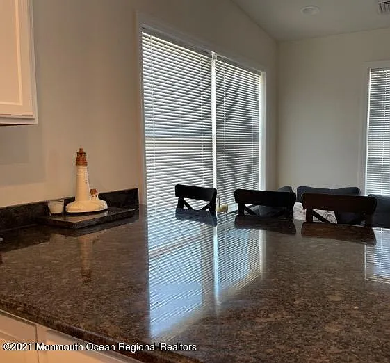 121 W Tide Way — Photo 19