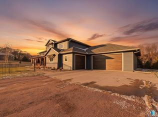 47760 254th St, Garretson, SD 57030