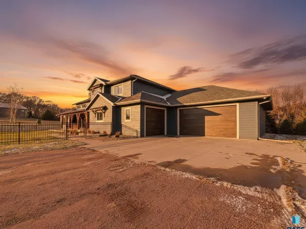 47760 254th St, Garretson, SD 57030