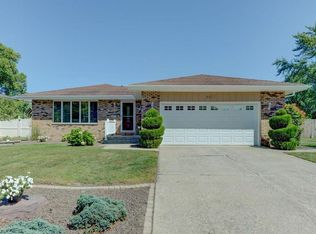 8827 Jackson Ave, Munster, IN 46321