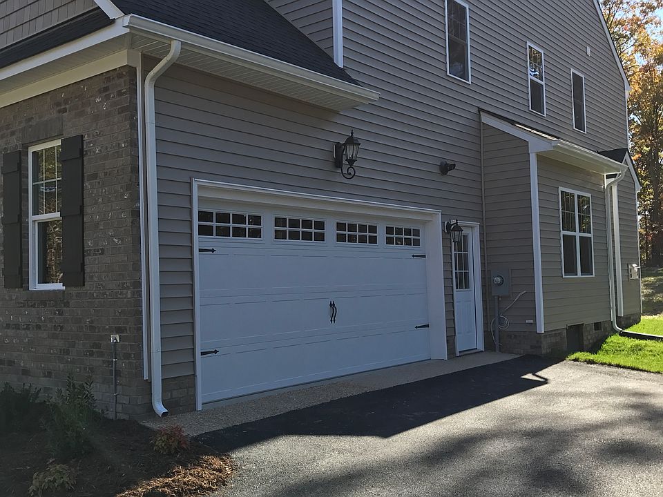2nd image of 5421 Blue Holly Cir