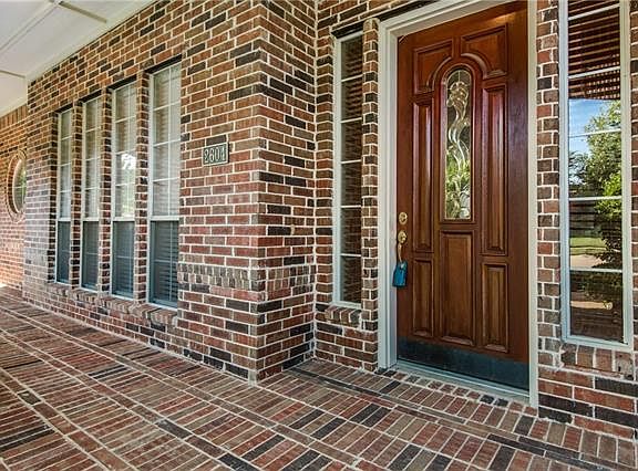 3rd image of 2604 Camille Dr
