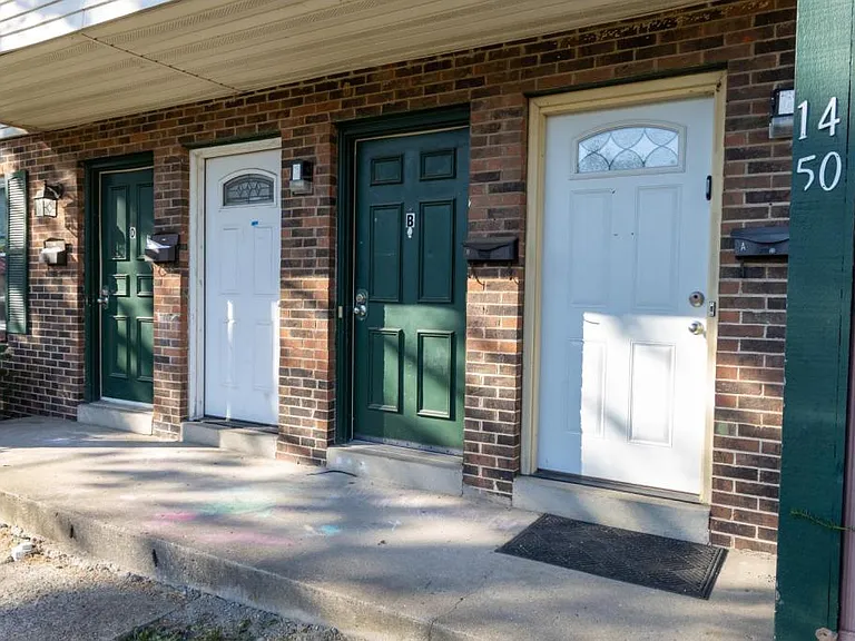 1450 Villa Ct #A — Photo 4