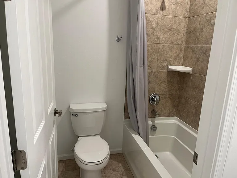 3025 W Chalfont Dr — Photo 8