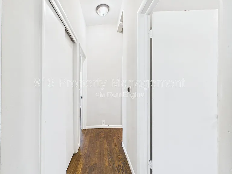 622 Christopher St — Photo 15