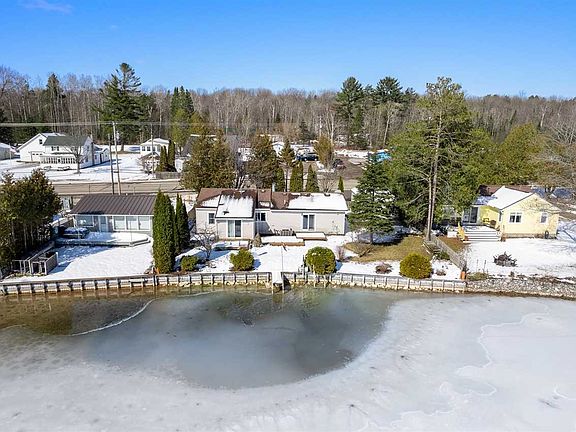 3rd image of 4738 Oden Rd
