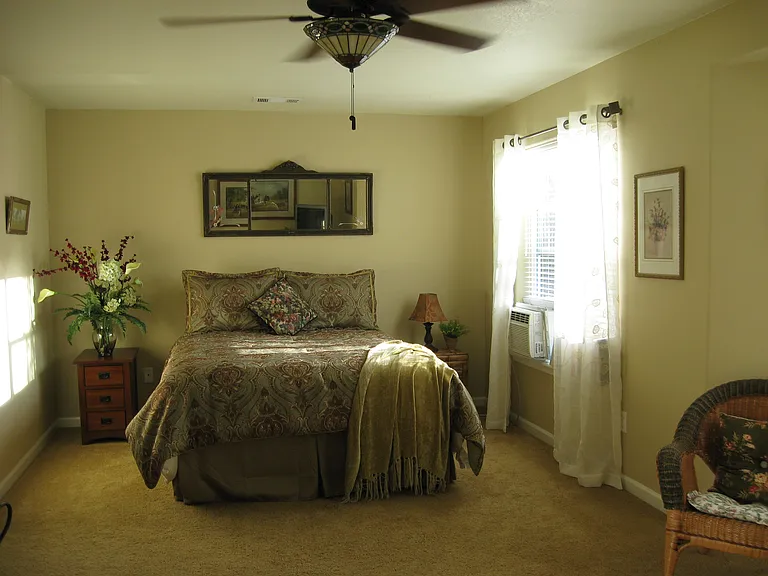 657 Spring Valley Dr — Photo 27