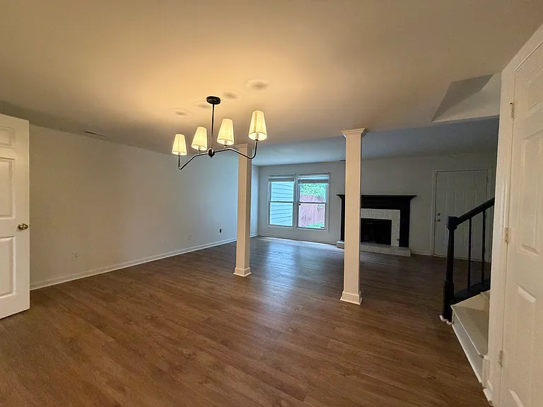 874 Baltimore Pl SW — Photo 18