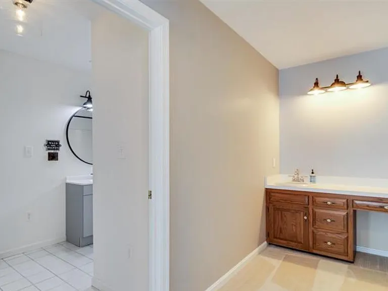 6040 Southgate Farm Rd — Photo 30
