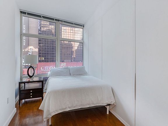 4th image of 1600 Broadway #133