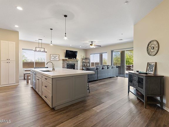 5th image of 10404 E Meadowhill Dr